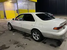 Toyota Camry, 1997