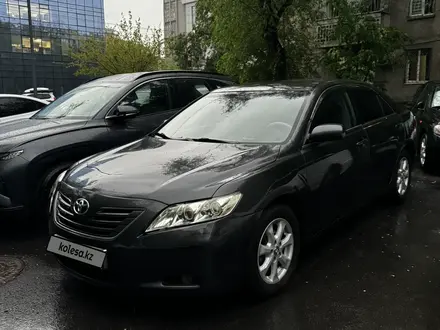 Toyota Camry 2006 года за 4 500 000 тг. в Алматы – фото 2