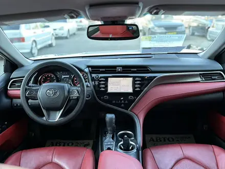 Toyota Camry 2019 года за 15 500 000 тг. в Шымкент – фото 10
