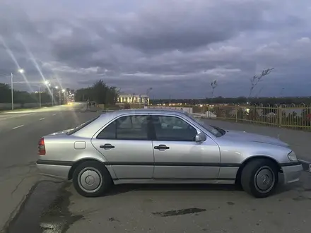 Mercedes-Benz C 200 1995 года за 1 600 000 тг. в Костанай