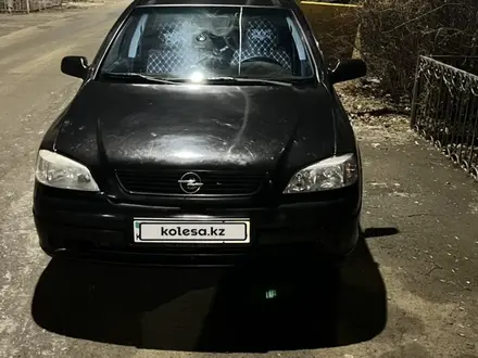 Opel Astra 2000 года за 1 850 000 тг. в Атырау