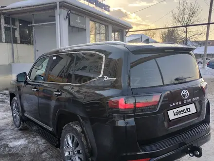 Toyota Land Cruiser 2022 года за 44 500 000 тг. в Алматы – фото 5