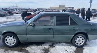 Mercedes-Benz E 220 1993 года за 1 850 000 тг. в Тараз