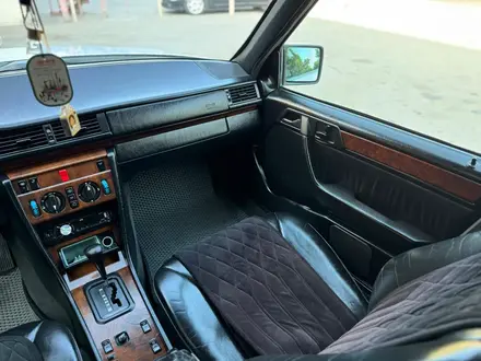 Mercedes-Benz E 320 1995 года за 4 500 000 тг. в Алматы – фото 8