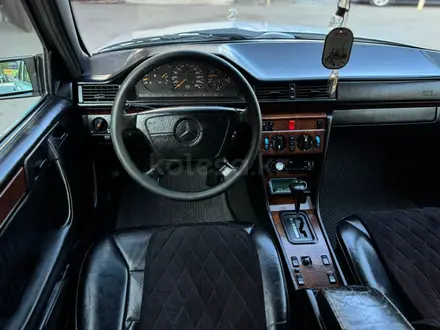 Mercedes-Benz E 320 1995 года за 4 500 000 тг. в Алматы – фото 9