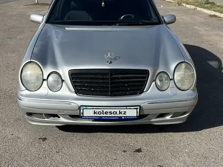 Mercedes-Benz E 280 1999 года за 3 500 000 тг. в Алматы – фото 3