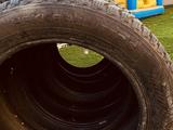 Nokian Hakkapeliitta 8 R18 245/50 за 220 000 тг. в Актобе – фото 2
