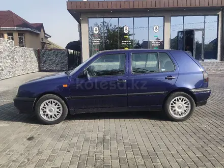 Volkswagen Golf 1995 года за 2 700 000 тг. в Шымкент – фото 8