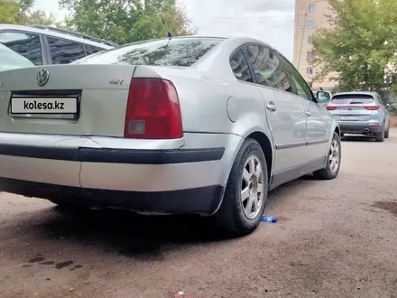 Volkswagen Passat 2004 года за 1 650 000 тг. в Караганда – фото 4