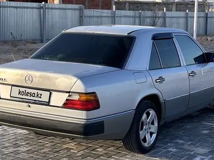 Mercedes-Benz E 230 1991 года за 1 400 000 тг. в Алматы – фото 5