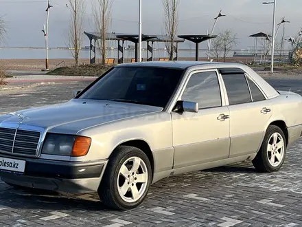 Mercedes-Benz E 230 1991 года за 1 400 000 тг. в Алматы – фото 6