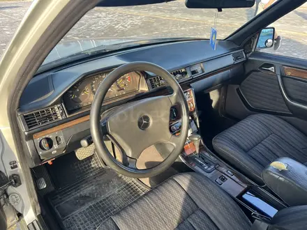 Mercedes-Benz E 230 1991 года за 1 400 000 тг. в Алматы – фото 7