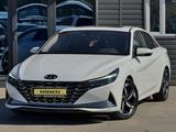 Hyundai Elantra 2022 годаfor9 250 000 тг. в Астана