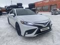 Toyota Camry 2021 года за 14 000 000 тг. в Караганда