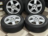 Камри 35 завод диски в иделаьном состояний за 350 000 тг. в Атырау