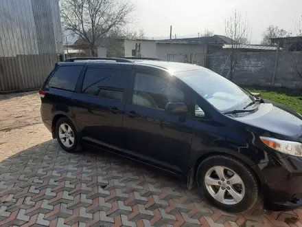 Toyota Sienna 2013 года за 11 000 000 тг. в Алматы