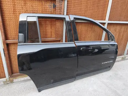 Двери Jeep Compass за 90 000 тг. в Алматы – фото 3
