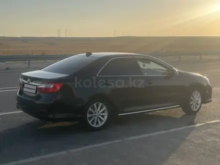 Toyota Camry 2014 года за 9 000 000 тг. в Актау – фото 2