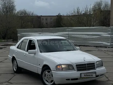 Mercedes-Benz C 180 1995 года за 950 000 тг. в Шымкент