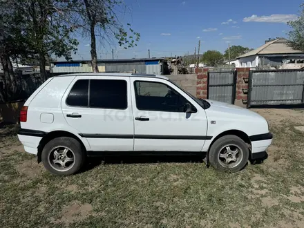 Volkswagen Golf 1992 года за 1 200 000 тг. в Караганда – фото 3