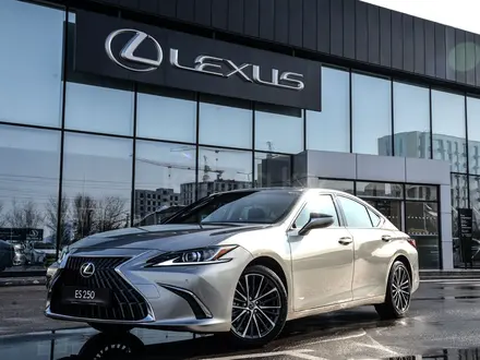 Lexus ES 250 Progressive 2025 года за 29 383 900 тг. в Шымкент