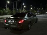 Mercedes-Benz E 400 2017 года за 29 000 000 тг. в Кокшетау – фото 3