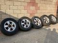 Б/у шины с диском от крузака за 240 000 тг. в Шымкент – фото 12