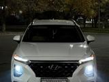 Hyundai Santa Fe 2018 годаүшін12 000 000 тг. в Алматы