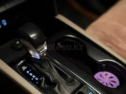 Hyundai Santa Fe 2018 года за 12 000 000 тг. в Алматы – фото 17