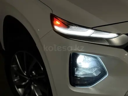 Hyundai Santa Fe 2018 года за 12 000 000 тг. в Алматы – фото 2