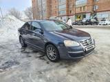 Volkswagen Jetta 2008 года за 3 900 000 тг. в Усть-Каменогорск – фото 4