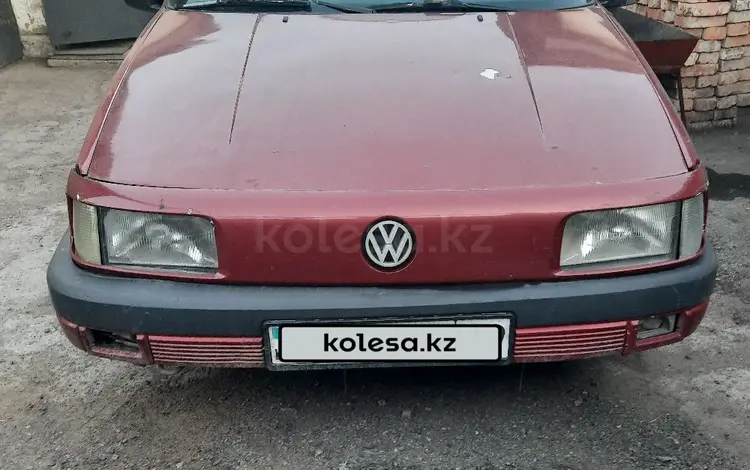 Volkswagen Passat 1990 годаfor500 000 тг. в Караганда