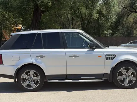 Land Rover Range Rover Sport 2006 года за 8 000 000 тг. в Алматы – фото 2