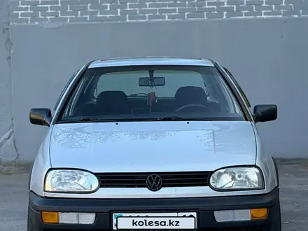 Volkswagen Golf 1993 года за 1 550 000 тг. в Костанай