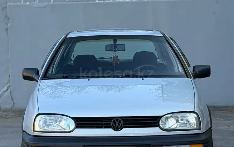 Volkswagen Golf 1993 годаүшін1 550 000 тг. в Костанай