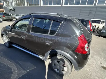 Renault Sandero Stepway 2014 года за 3 400 000 тг. в Караганда – фото 3