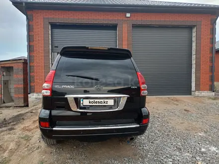 Toyota Land Cruiser Prado 2006 года за 10 000 000 тг. в Актобе – фото 4