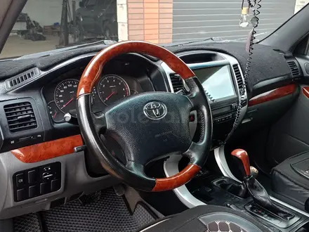 Toyota Land Cruiser Prado 2006 года за 10 000 000 тг. в Актобе – фото 5