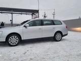 Volkswagen Passat 2009 года за 5 500 000 тг. в Уральск – фото 2
