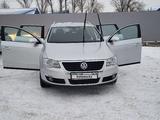 Volkswagen Passat 2009 года за 5 500 000 тг. в Уральск – фото 4