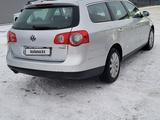 Volkswagen Passat 2009 года за 4 000 000 тг. в Уральск – фото 5