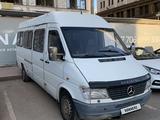 Mercedes-Benz Sprinter 2001 годаүшін2 900 000 тг. в Астана