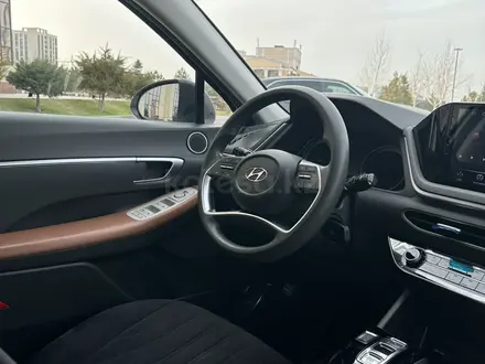 Hyundai Sonata 2020 года за 13 000 000 тг. в Шымкент – фото 7