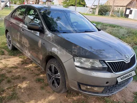 Skoda Rapid 2013 года за 4 000 000 тг. в Уральск – фото 6