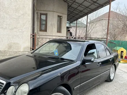 Mercedes-Benz E 320 2001 года за 3 900 000 тг. в Кызылорда – фото 2