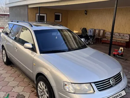 Volkswagen Passat 1998 года за 3 000 000 тг. в Алматы – фото 2