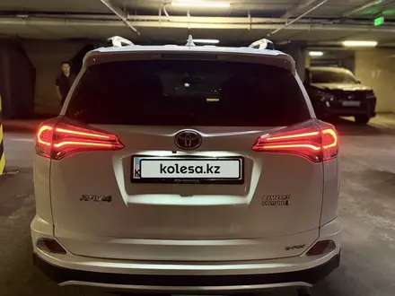 Toyota RAV4 2016 года за 10 000 000 тг. в Алматы – фото 9
