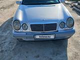 Mercedes-Benz E 320 1996 года за 2 100 000 тг. в Кызылорда – фото 2