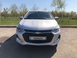 Chevrolet Onix 2023 года за 8 200 000 тг. в Астана – фото 4