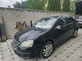 Volkswagen Jetta 2006 года за 2 700 000 тг. в Алматы – фото 5